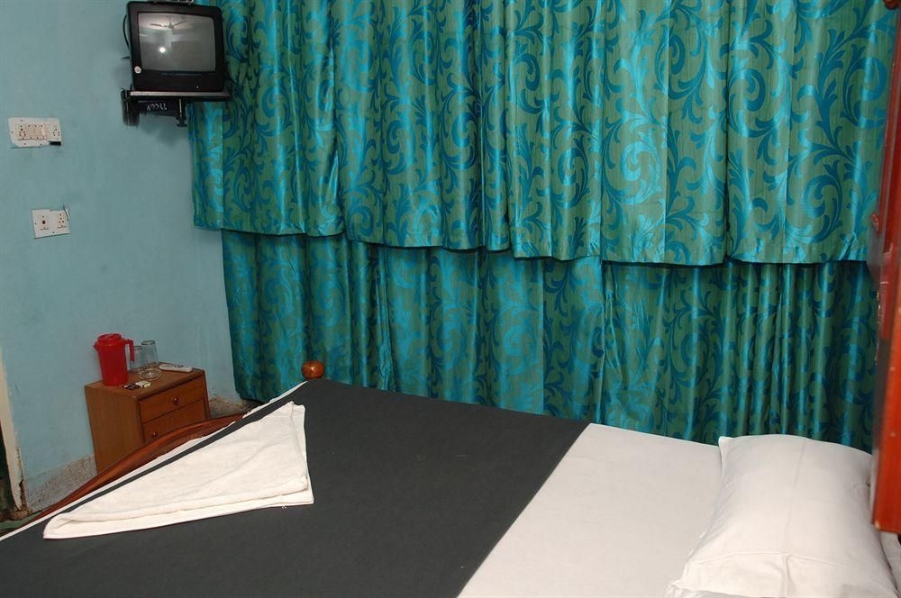 Elegant Guest House0