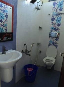 Red Sun Hotel Apartments3