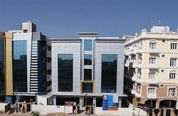 Red Sun Hotel Apartments1