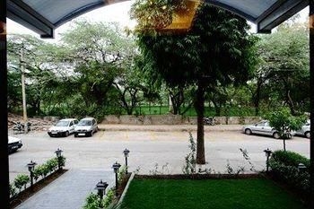 Hotel Aashraye0