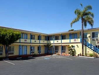 Super 8 Berkeley0