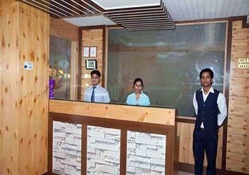 9 Star Hotel1