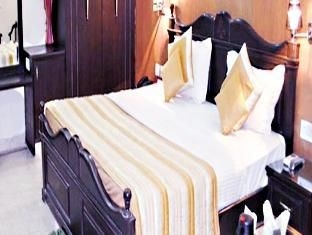 Hotel Universe Inn2