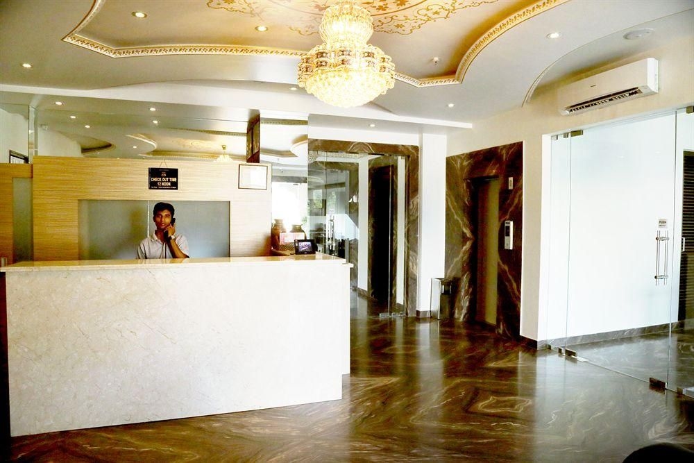 Zip by Spree Hotel King Palace3