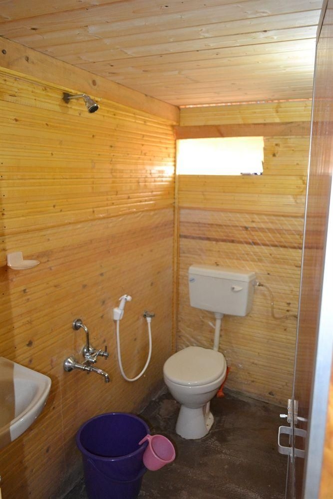 Tivai Beach Cottages0