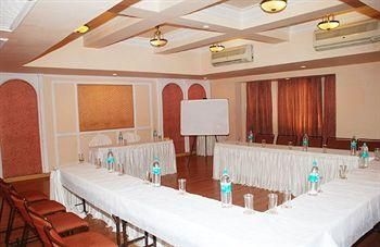 Hotel Yuvraj Palace1