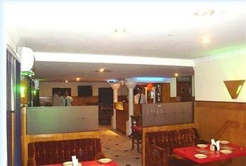 Hotel East Palace3