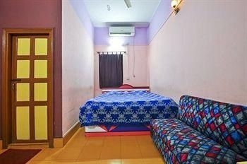 Marrina Hotel0