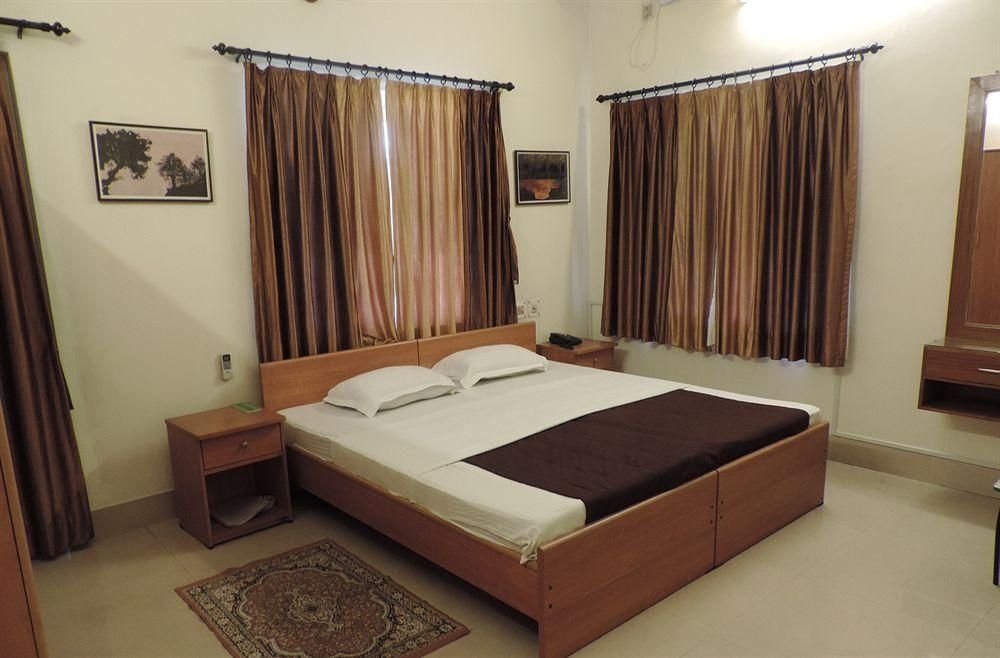 Emerald Residency0