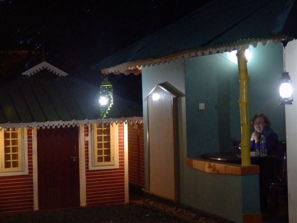 Green Garden Cottage4