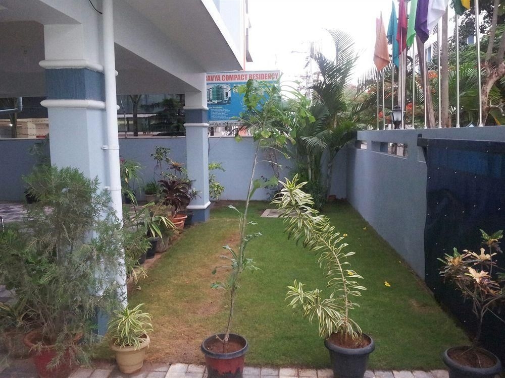 Hill View Guest House Gachibowli3