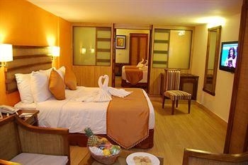 Quality Inn Sabari Resorts2