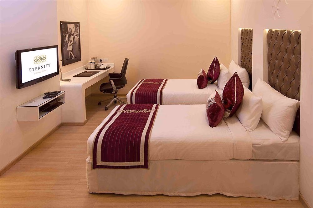 โรงแรมอิเธอร์นิตี (Hotel Eternity)1