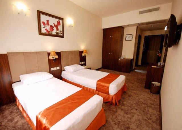 Kiana Hotel3