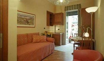 Class Residence 24