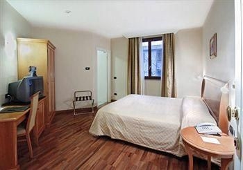 Hotel Tricolore3