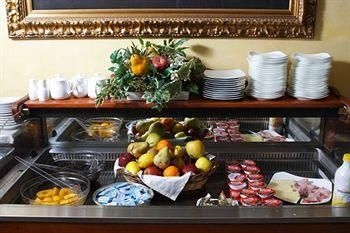 Hotel Tricolore2