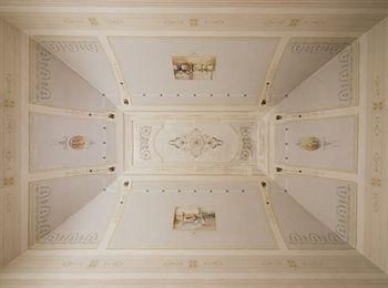 Relais Carlo V - Palazzo Storico3