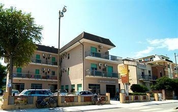Hotel Velus1