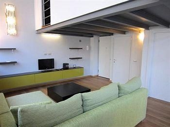 Temporary House - Via Romolo Gessi2