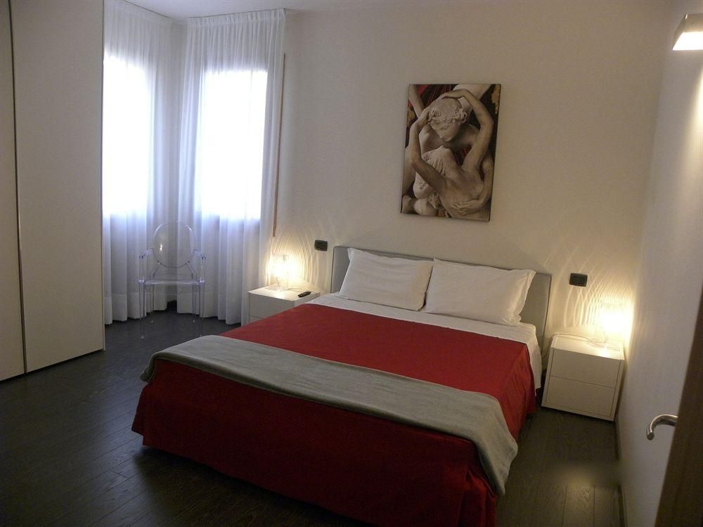 Venice Apartments Dante3