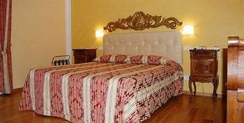 Country Villas Fattoria Le Guardiole1