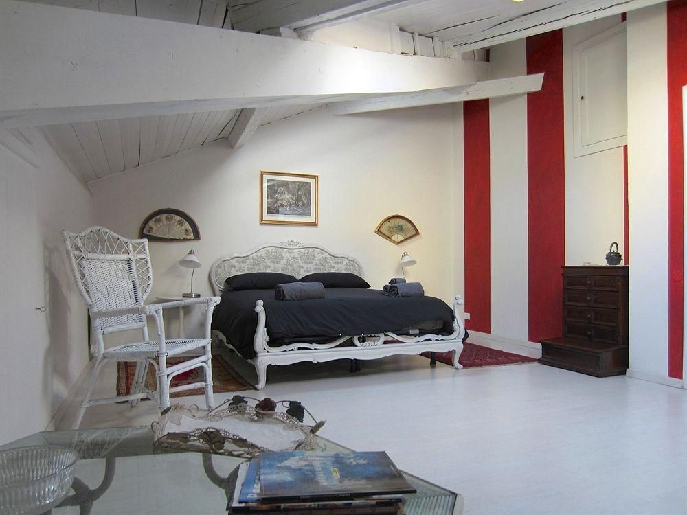 Temporary House - Independent House4