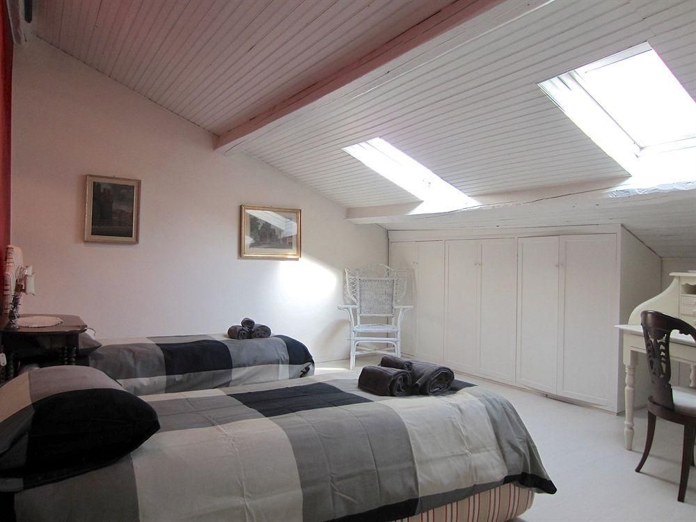 Temporary House - Independent House1