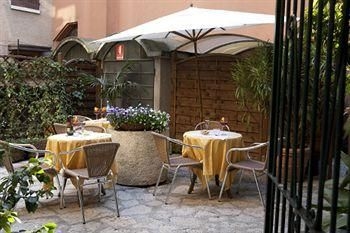 Degli Oleandri0