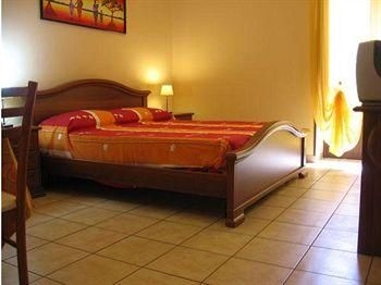 กลี อะกรูมี รูมส์ (Gli Agrumi Rooms)3