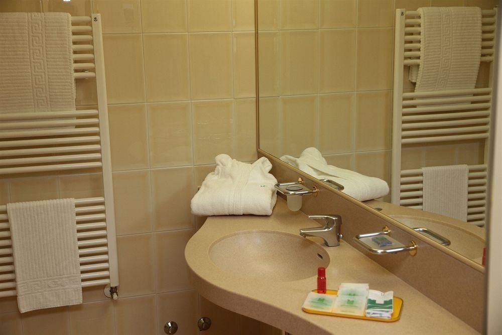 Hotel Zola4