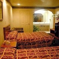 Hollywood Inn Express South1