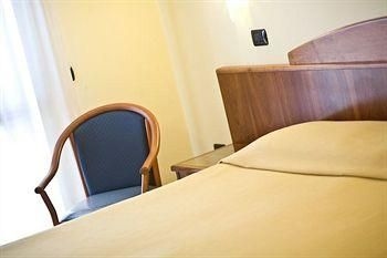 Hotel Ristorante Lo Scacciapensieri1