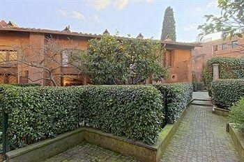 The Palatine Garden II1