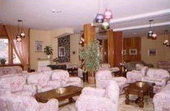 Hotel Holiday Debili2