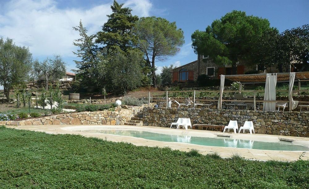 Montarlese Eco-Lodges0