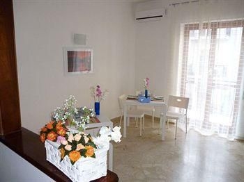 Le Grand Bleu B&B1