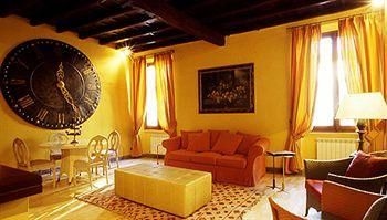 Manfredi Luxury Apartments1