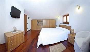 Olga's Residence3