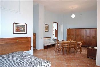 Domus Paola Sorrento0