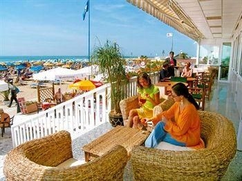 Hotel Capri0