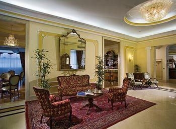 Palace Meggiorato1