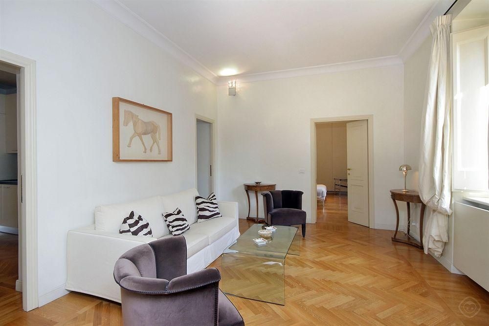 Navona apartments - Caravaggio area0