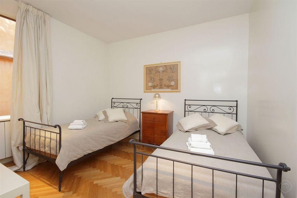 Navona apartments - Caravaggio area1
