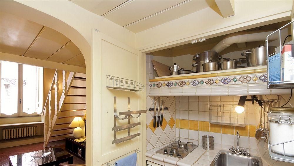 Navona apartments - Pantheon area1