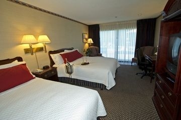Best Western Plus Sutter House3