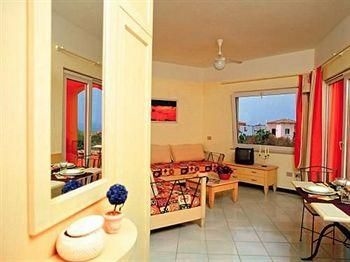 Pierre & Vacances Residence Calarossa4