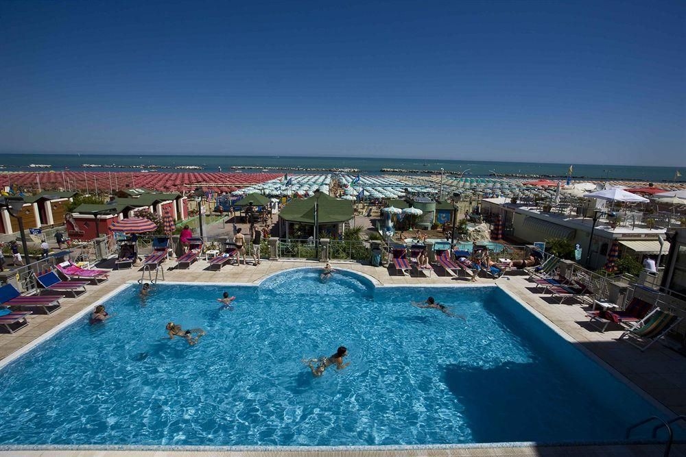 Hotel Sayonara3