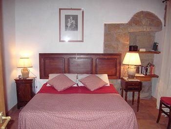 Etruscan House3