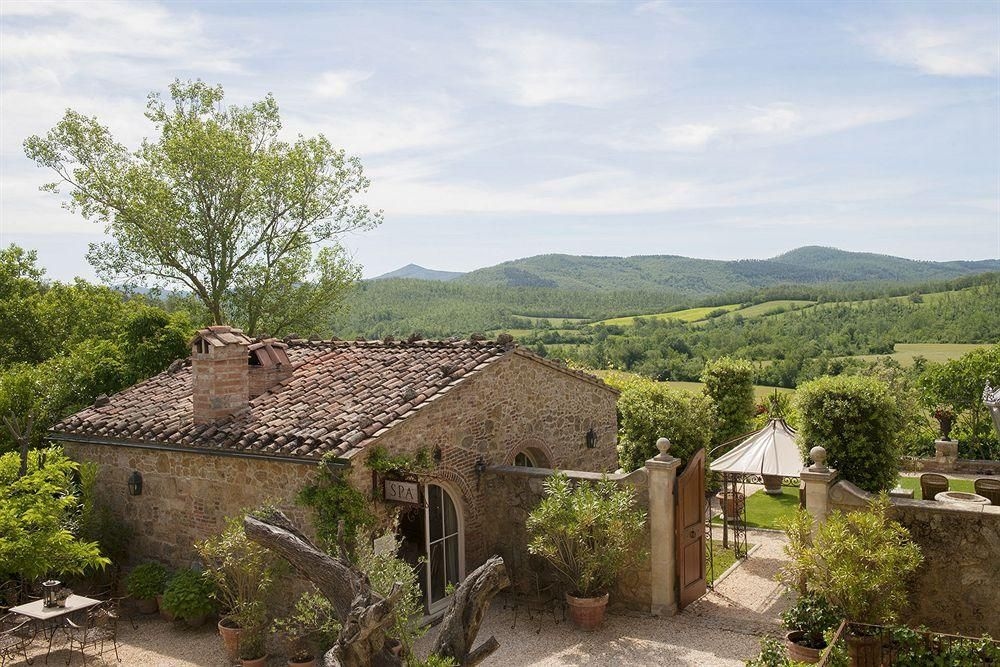 Relais Borgo Santo Pietro4